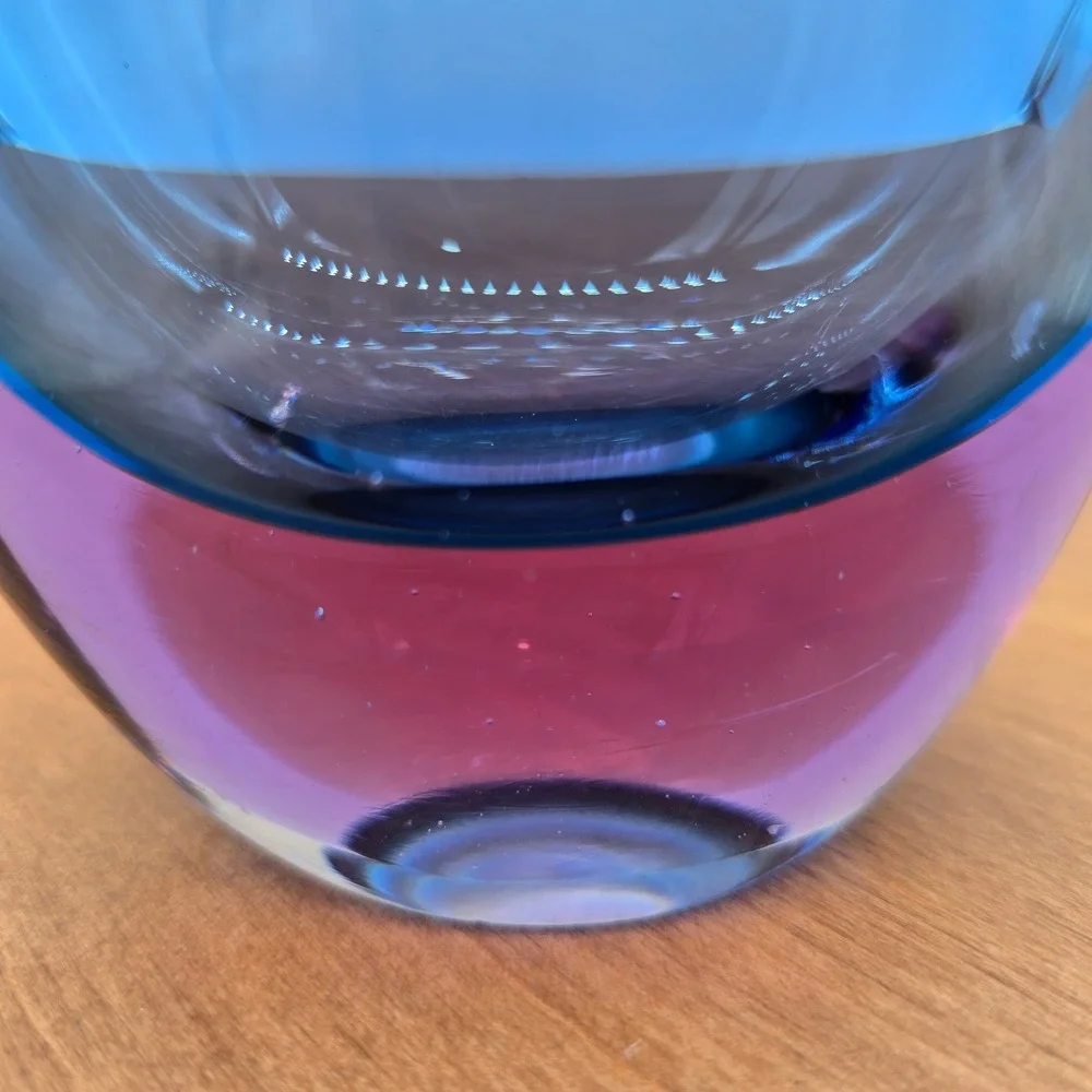 Art Glass Vase Mid Century Modern Penguin Murano-Style Design‎